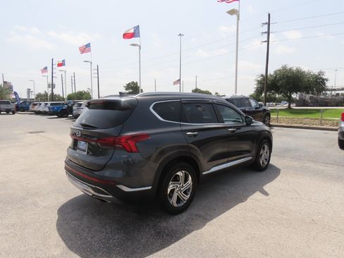 Used 2021 Hyundai Santa Fe SEL w/ Convenience + Premium Package FWD image 10