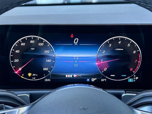 New 2026 Mercedes-Benz GLB 250 image 27