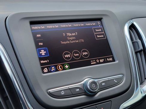 Used 2024 Chevrolet Equinox LT FWD image 24