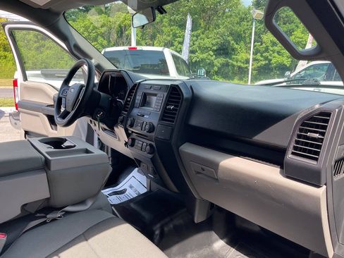 Used 2017 Ford F150 XL w/ Equipment Group 101A Mid AWD/4WD image 31