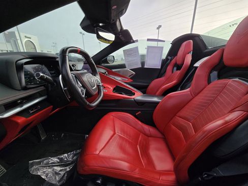 Used 2023 Chevrolet Corvette Stingray Premium Conv w/ Z51 Performance Package image 11