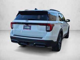 New 2026 Ford Explorer ST-Line w/ ST-Line Street Pack video 2
