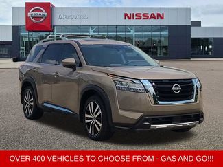 Used 2023 Nissan Pathfinder Platinum AWD/4WD video 1