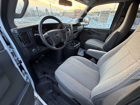 Used 2023 Chevrolet Express 3500 LS image 13