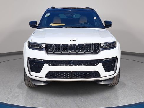 New 2026 Jeep Grand Cherokee L Summit image 2