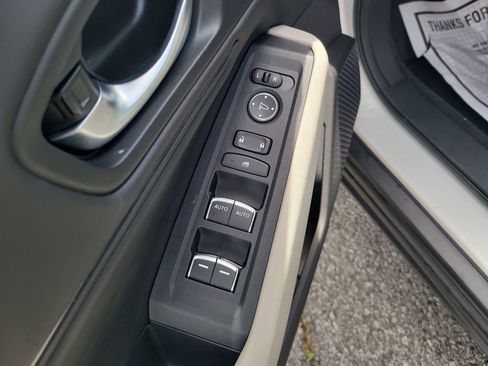 Certified 2025 Honda Accord SE image 11