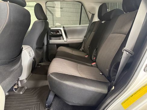 Used 2012 Toyota 4Runner SR5 AWD/4WD image 15