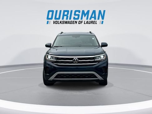 Used 2022 Volkswagen Atlas SE w/ Panoramic Sunroof Package FWD image 3