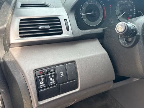 Used 2014 Honda Odyssey EX image 13