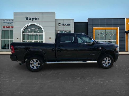 Used 2022 RAM 3500 Laramie AWD/4WD image 8
