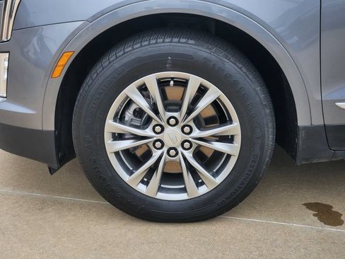 Used 2021 Cadillac XT5 Premium Luxury AWD/4WD image 16