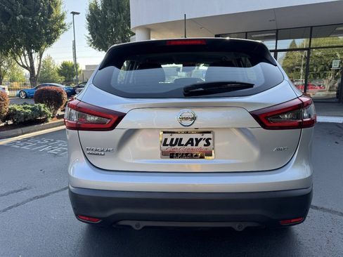 Used 2020 Nissan Rogue Sport S AWD/4WD image 4