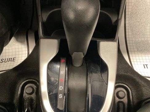 Used 2015 Honda Fit EX image 28