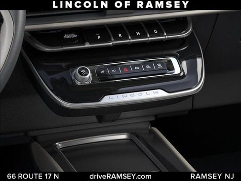 New 2026 Lincoln Corsair Grand Touring AWD/4WD image 16