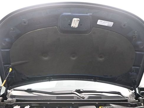 Used 2025 Chrysler Pacifica Select FWD image 21