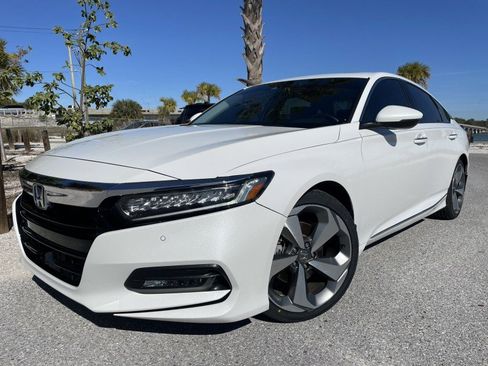Used 2018 Honda Accord Touring image 33