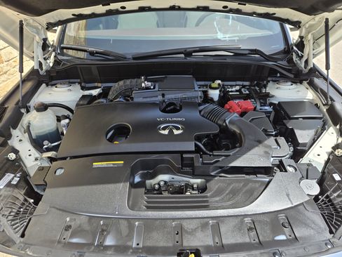 Used 2019 INFINITI QX50 Essential w/ Sensory Package AWD/4WD image 15