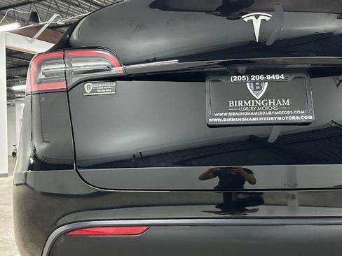 Used 2023 Tesla Model Y Long Range image 16