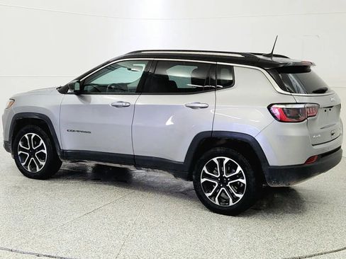 Used 2022 Jeep Compass Limited image 5