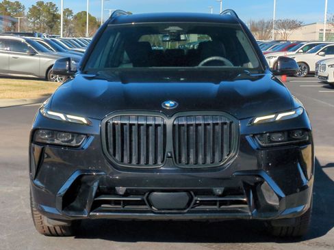 Certified 2023 BMW X7 xDrive40i w/ Executive Package image 3