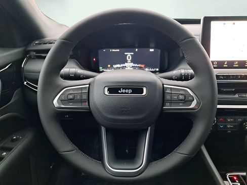New 2026 Jeep Compass Limited w/ Sun, Sound & Navigation Group AWD/4WD image 19