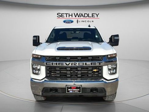 Used 2020 Chevrolet Silverado 3500 LT image 2