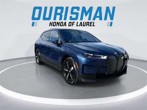 Used 2024 BMW iX xDrive50 w/ Convenience Package image 2