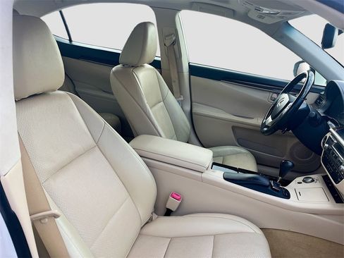 Used 2015 Lexus ES 350 image 27