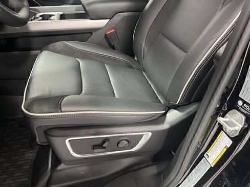 New 2026 RAM 1500 Laramie AWD/4WD image 7
