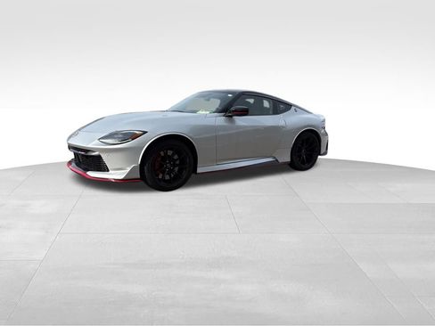 New 2024 Nissan Z NISMO w/ Floor Mat Package image 15
