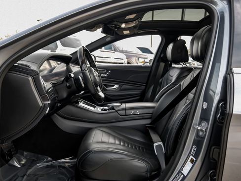 Used 2019 Mercedes-Benz S 560 4MATIC Sedan image 47