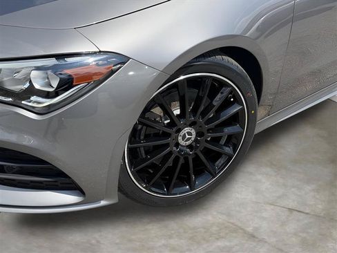 Used 2020 Mercedes-Benz CLA 250 image 5