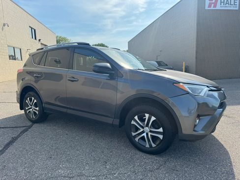 Used 2017 Toyota RAV4 LE w/ All Weather Liner Package AWD/4WD image 12