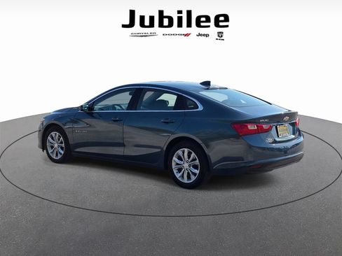 Used 2025 Chevrolet Malibu LT FWD image 4