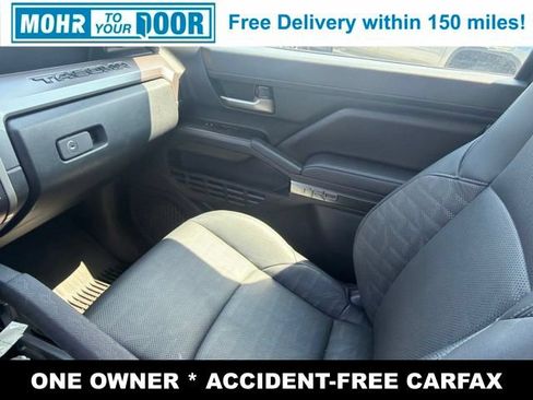 Used 2024 Toyota Tacoma TRD Sport w/ TRD Sport Premium Package AWD/4WD image 34