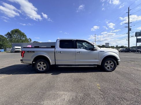 Used 2015 Ford F150 Lariat w/ Equipment Group 502A Luxury AWD/4WD image 17