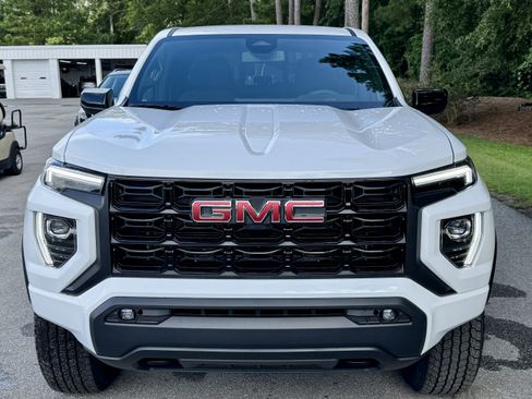 New 2025 GMC Canyon Elevation w/ Convenience Package image 37