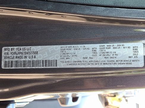 Used 2025 Jeep Wrangler Unlimited Rubicon 4xe w/ Safety Group AWD/4WD image 28