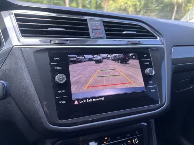 Used 2024 Volkswagen Tiguan SE FWD image 30