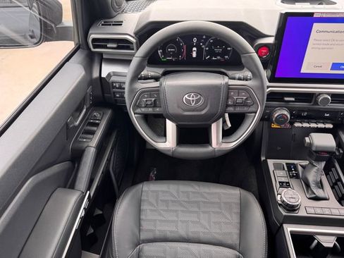 New 2026 Toyota 4Runner TRD Off-Road Premium AWD/4WD image 19