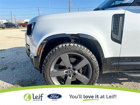 Used 2023 Land Rover Defender 110 V8 image 23