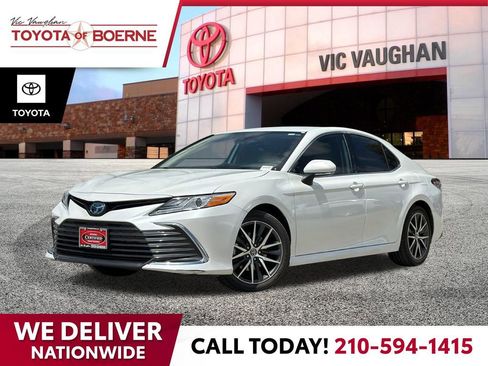 Certified 2023 Toyota Camry XLE w/ Cold Weather Package FWD image 1