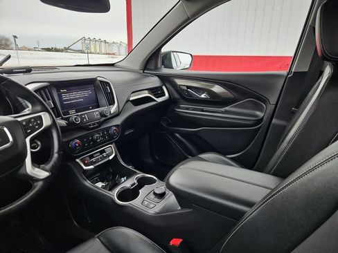 Used 2024 GMC Terrain SLT AWD/4WD image 30