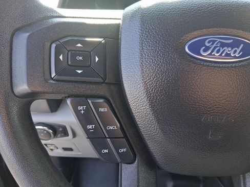 Used 2019 Ford F150 XLT image 14