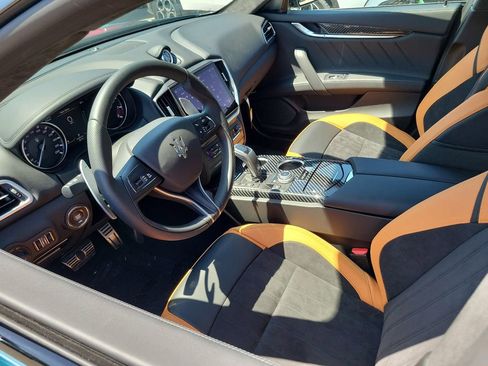 Used 2024 Maserati Ghibli Trofeo image 5