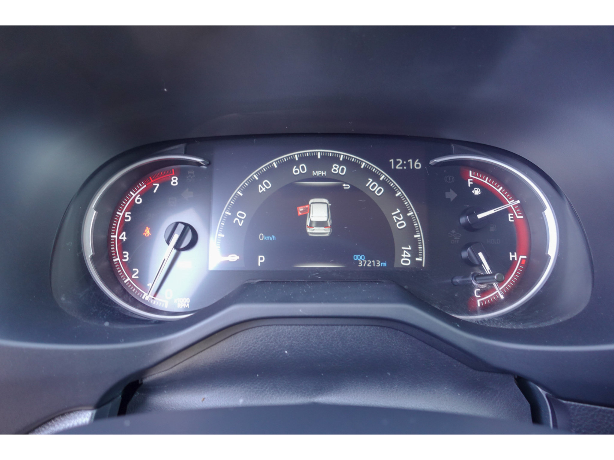 Used 2025 Toyota RAV4 LE AWD/4WD image 13