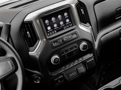 New 2026 GMC Sierra 2500 Pro w/ Convenience Package image 24