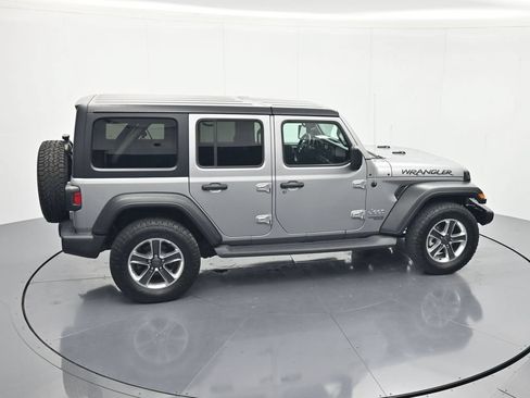 Used 2019 Jeep Wrangler Unlimited Sport w/ Technology Group AWD/4WD image 31