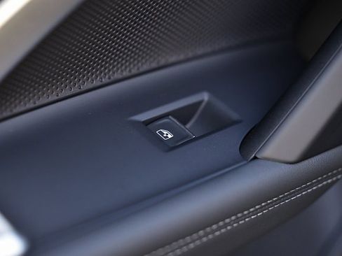 Certified 2025 Audi Q5 Premium Plus w/ Premium Plus image 24