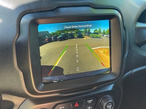 Used 2021 Jeep Renegade Trailhawk w/ Luxury Group III AWD/4WD image 20